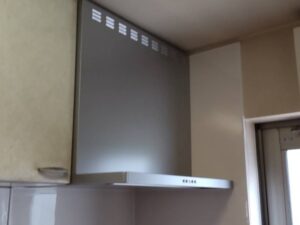 新潟キッチン取付け隊　ヤマハサイクロンフードの取替　施工後